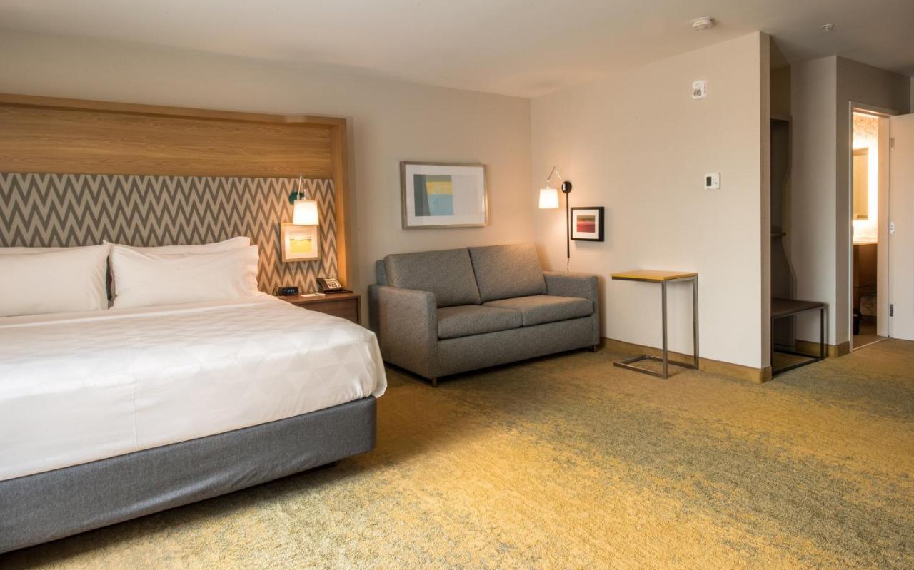 Holiday Inn Edmonton South - Evario Events By Ihg Exterior photo
